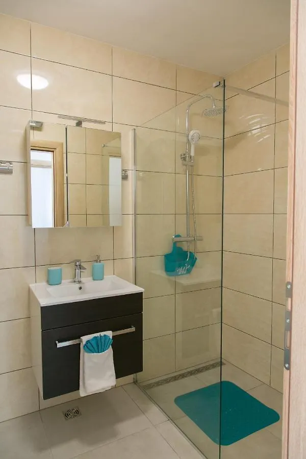 Ferienwohnung Navi Kaštela Kroatien